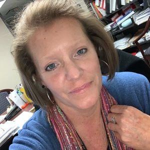 Meet your Posher, Ellen